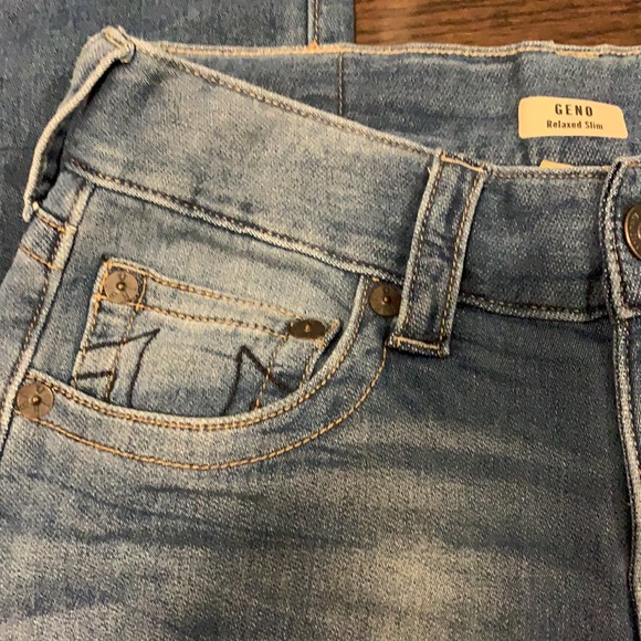 True Religion Relaxed Slim Jeans (Size: 28) - Picture 7 of 9